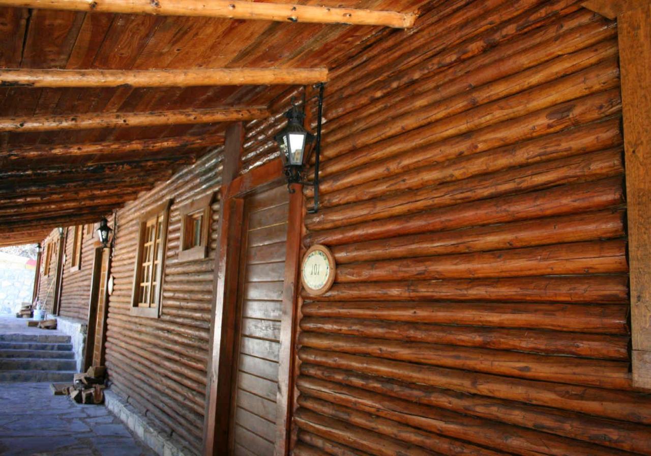 Bosques De Monterreal Hotel San Antonio de las Alazanas Exterior photo