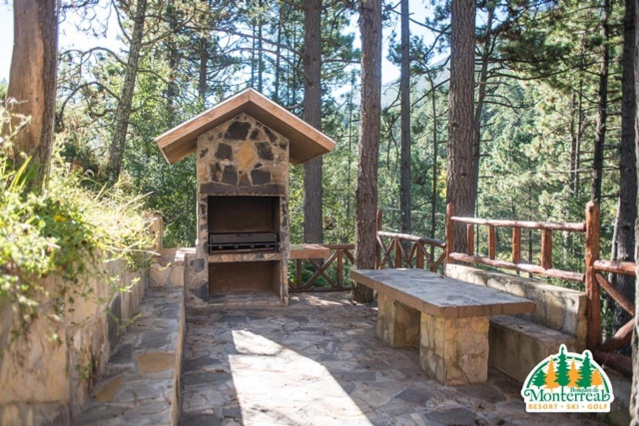 Bosques De Monterreal Hotel San Antonio de las Alazanas Exterior photo