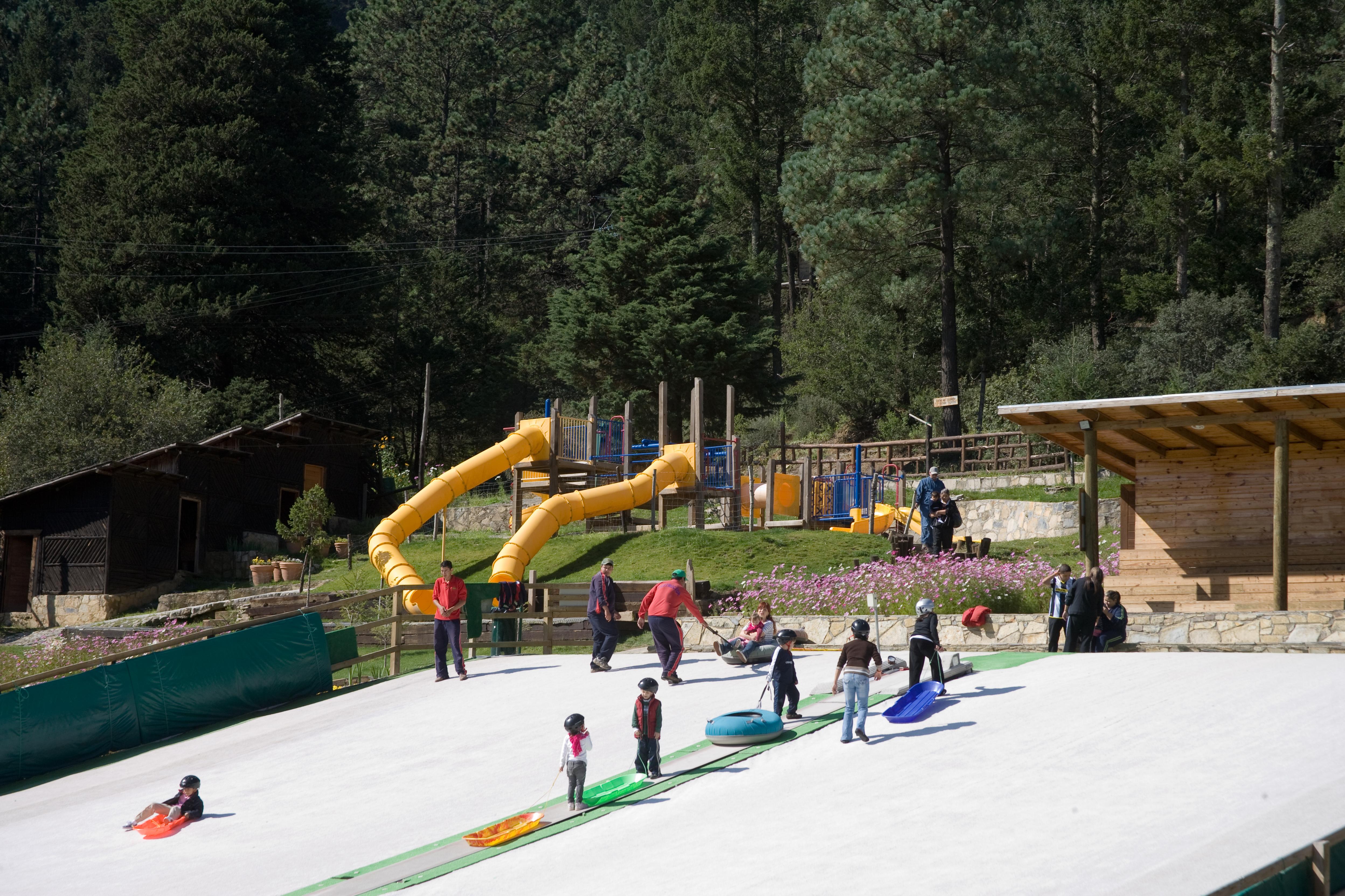Bosques De Monterreal Hotel San Antonio de las Alazanas Exterior photo